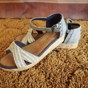 Girls Sandals by Toms'